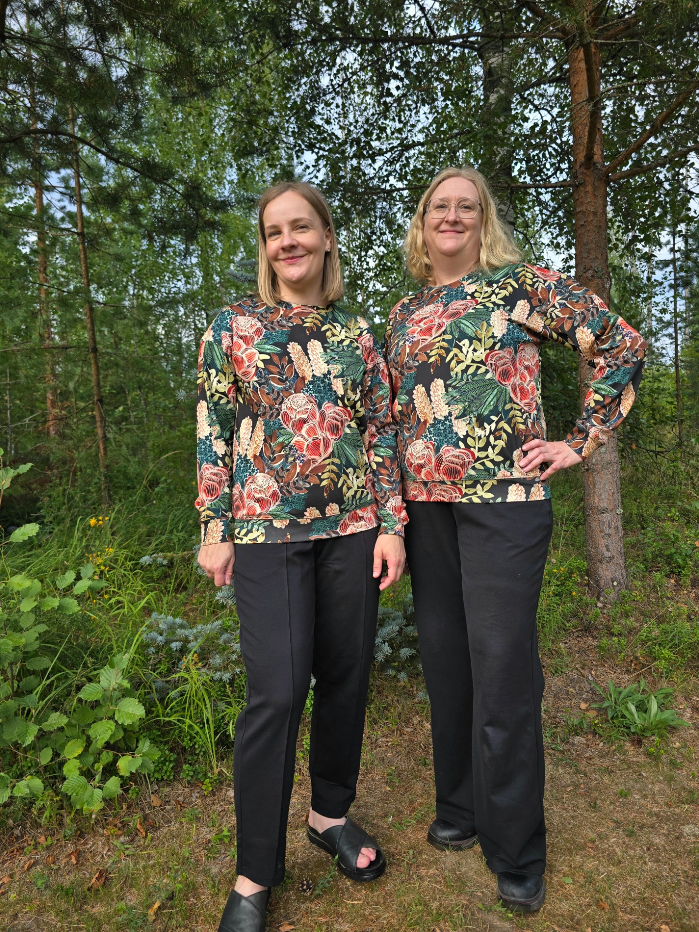 Valikoimastamme löydät kotimaisen Toiveen vaatteita. 